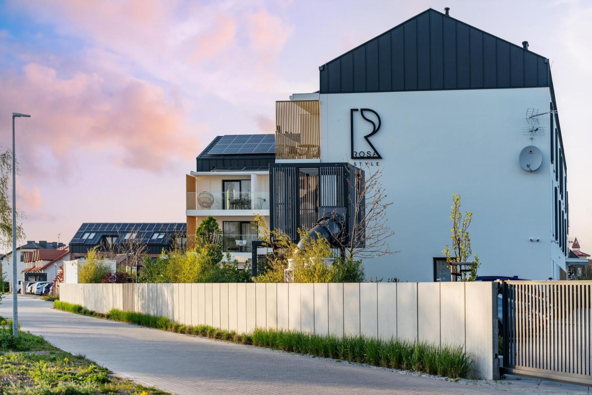 Rosa Style Aparthotel Rowy  Exterior foto